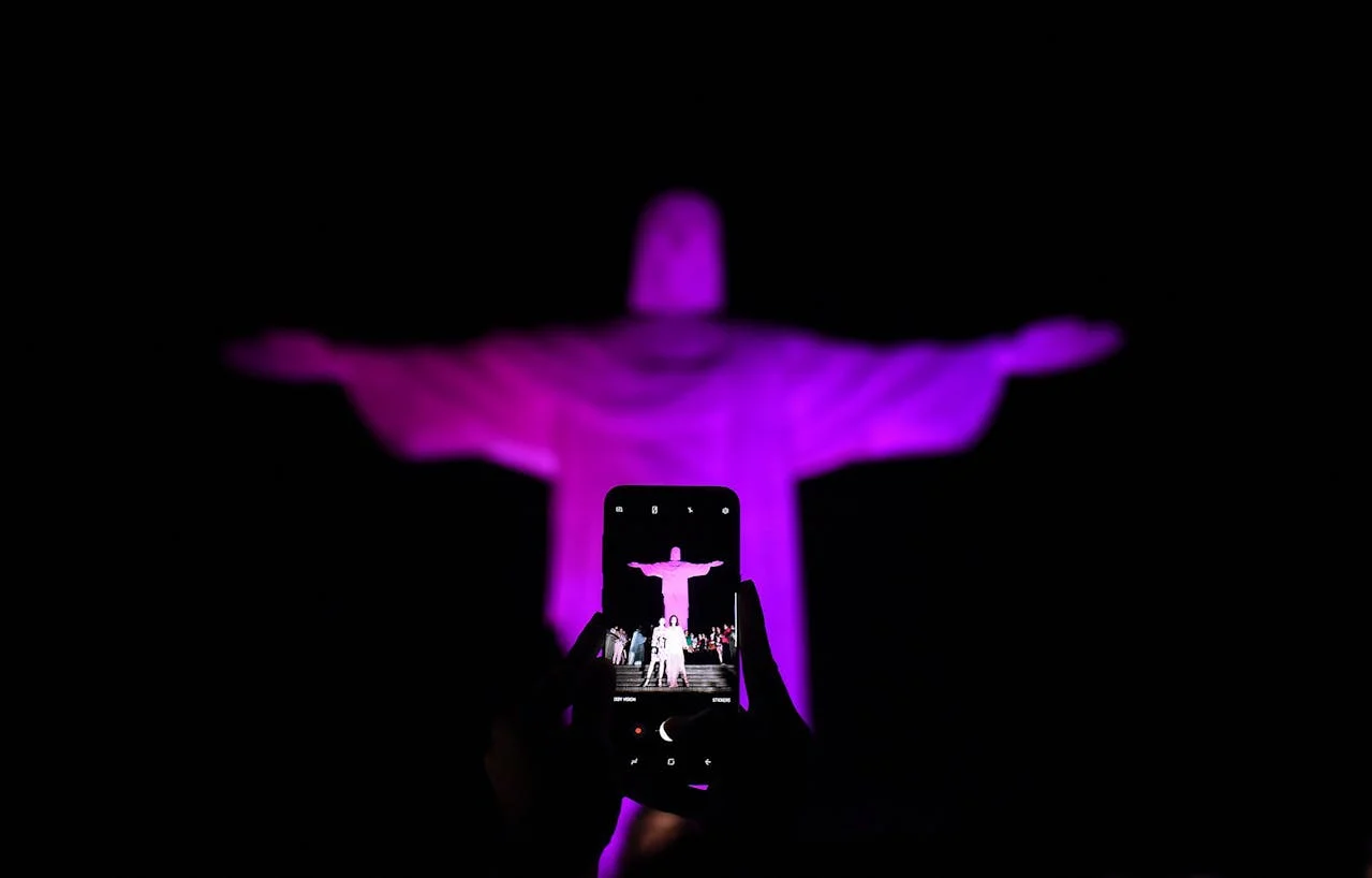 how has technology impacted religion